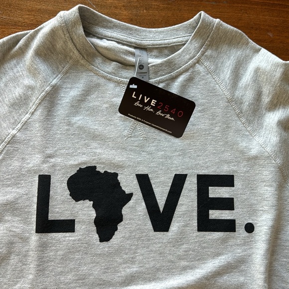 Women’s Live 2540 lightweight sweatshirt T-shirt size medium - Picture 2 of 7